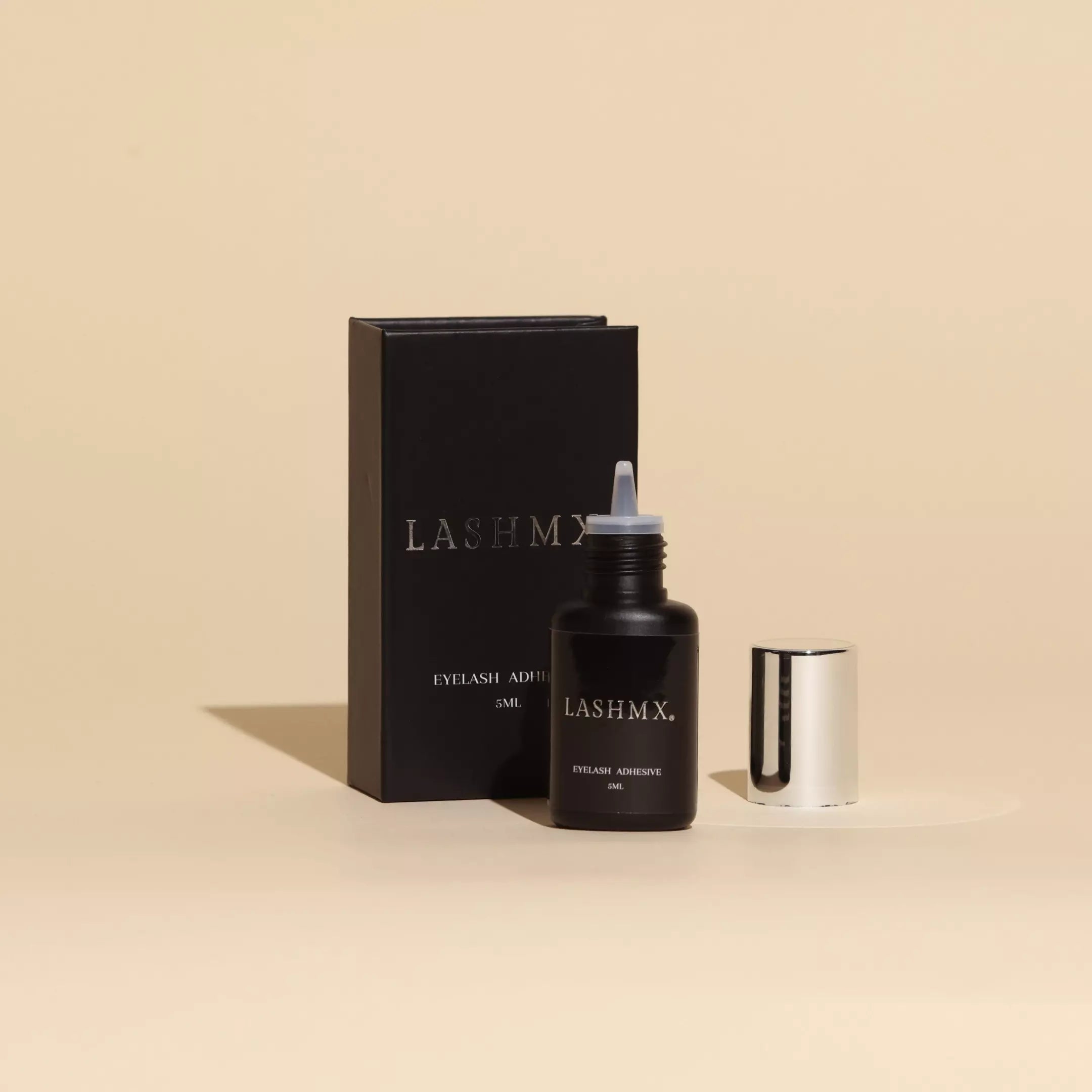 ADHESIVO BLACK LASHMX