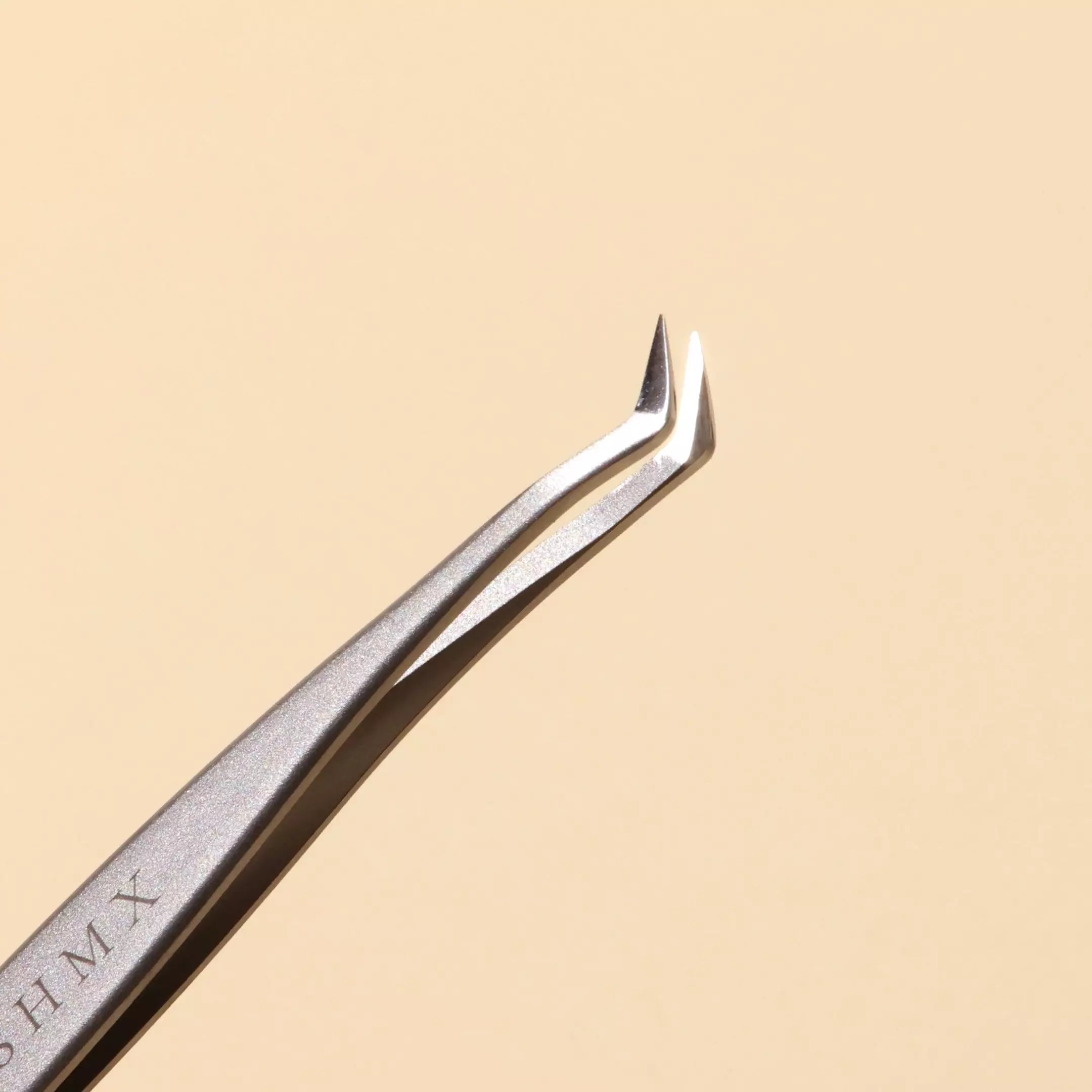 PINZA LASHMX VOLUMEN LX-05